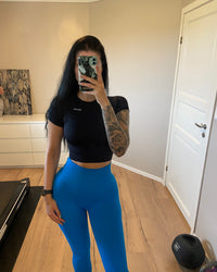 Seamless Cropped T-Shirt